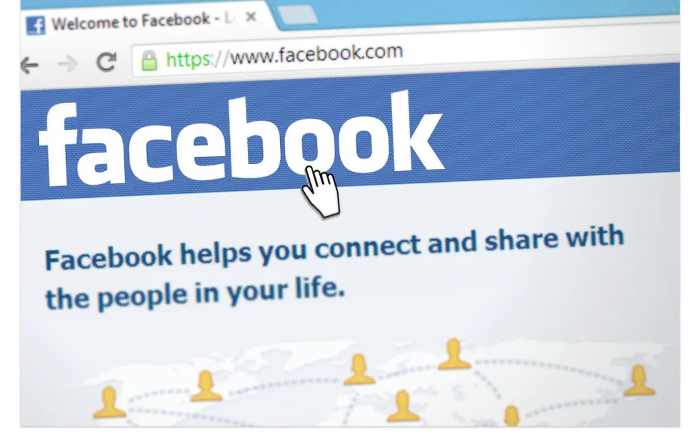 facebook群发私信，快速打开facebook市场