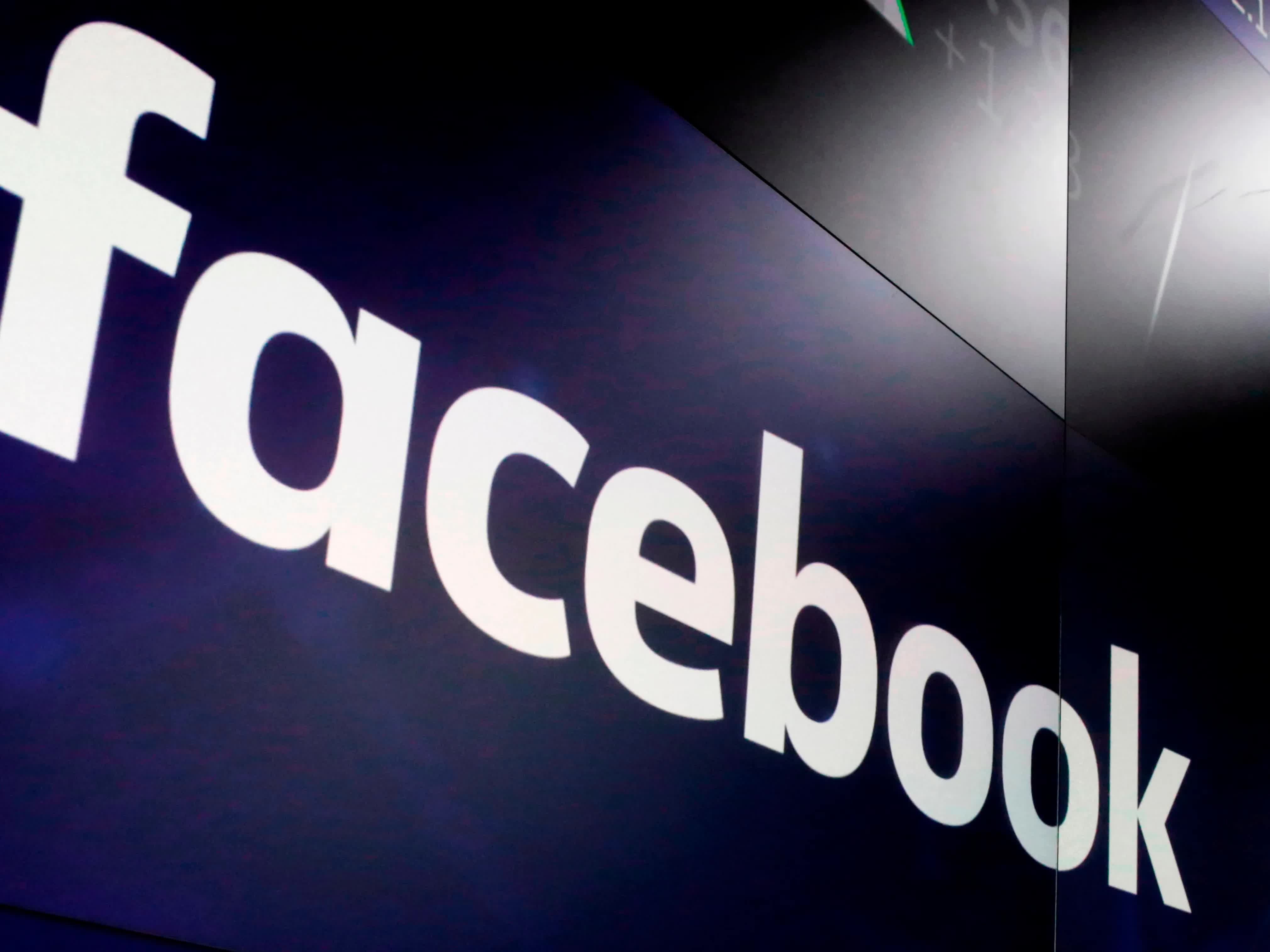 Facebook自动采集小组软件